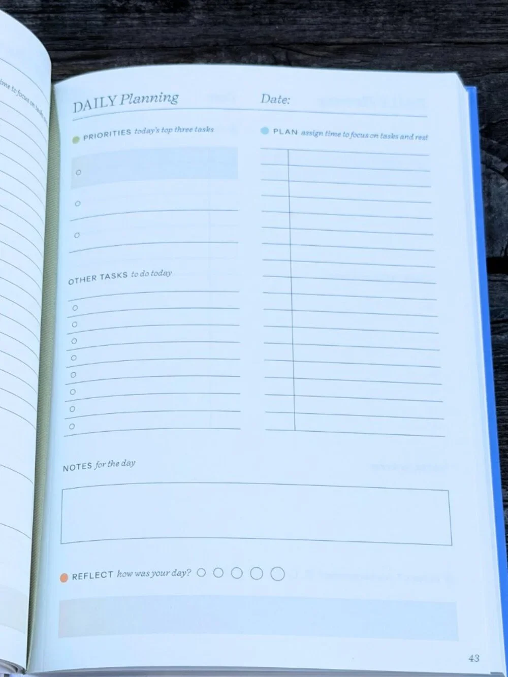 NEW Blue & Cream Papier “Start Fresh Everyday” 16 Week Productivity Planner